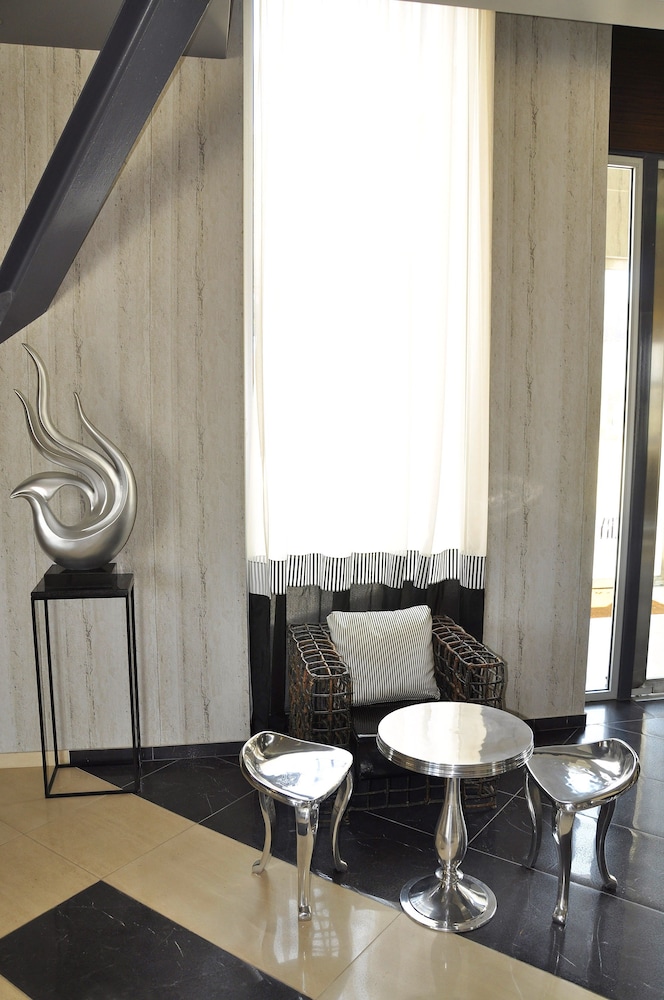gallery art hotel