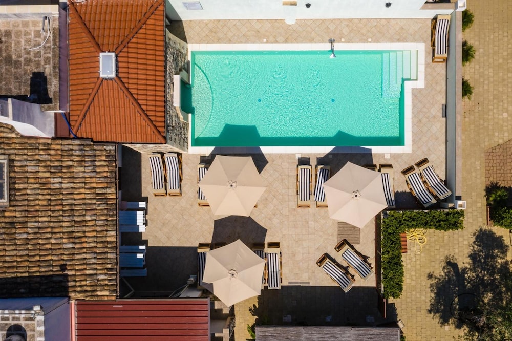 Agriturismo Il Megalite,Brindisi>>Bari,4 star