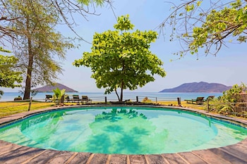 mgoza lodge