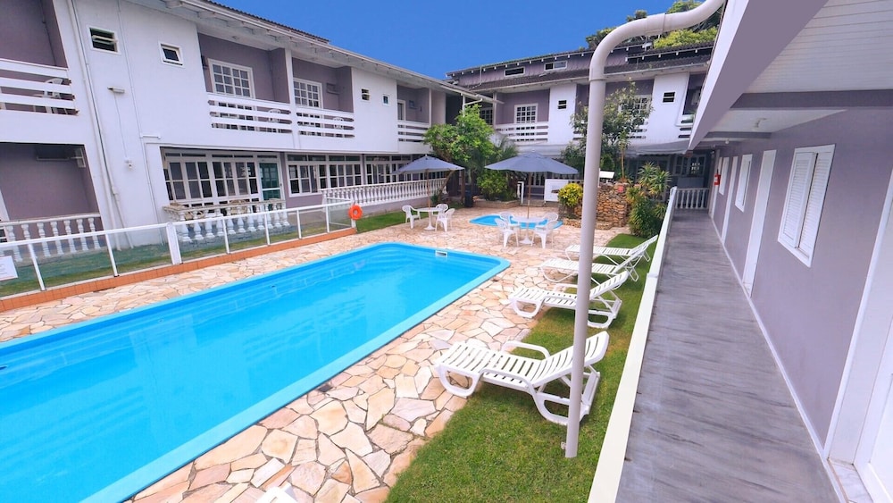 hotel pousada ilha do mar bombinhas