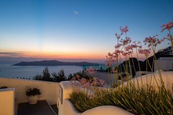 santorini view studios adults only