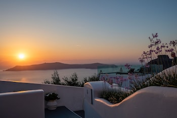 santorini view studios adults only