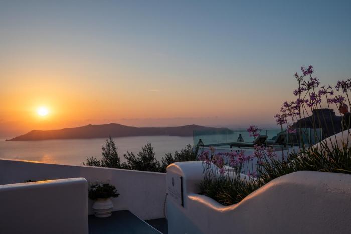 santorini view studios adults only