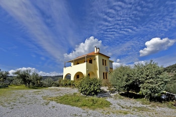 east mani