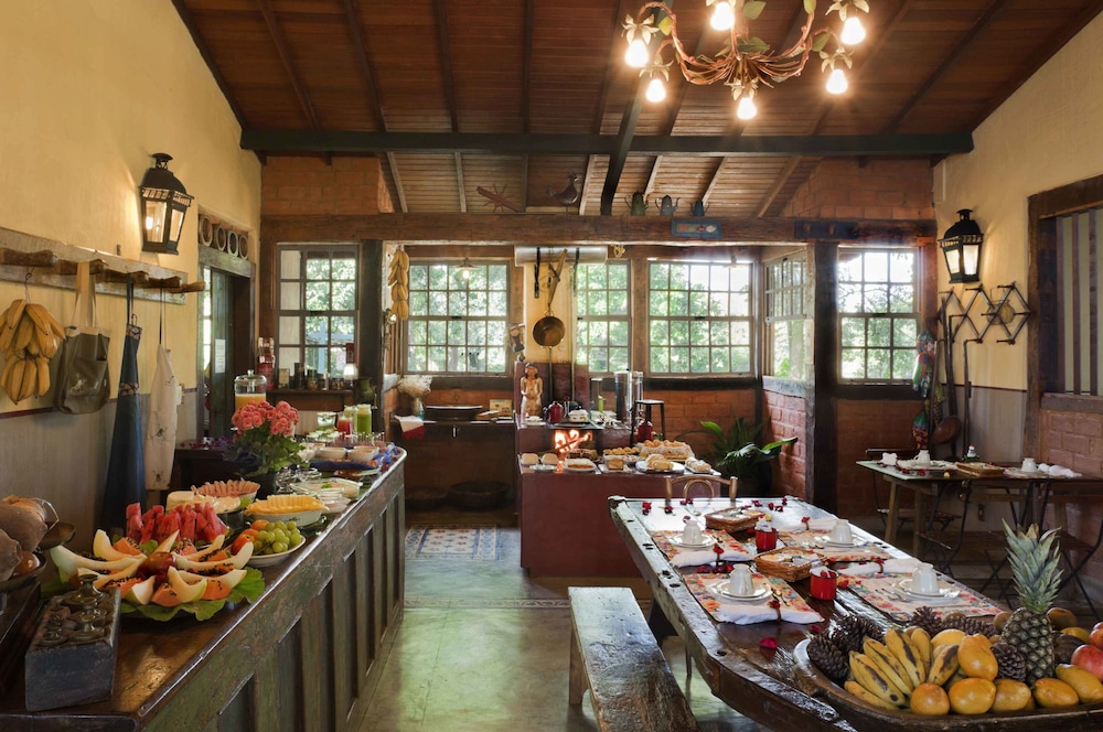 pousada doleo de guignard