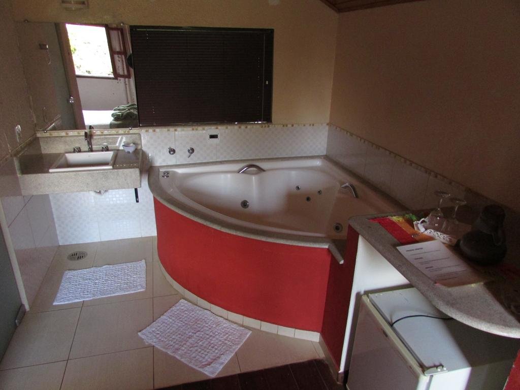 Pousada Flores Da Serra (Adults Only),Monte Verde>>Camanducaia,3 star