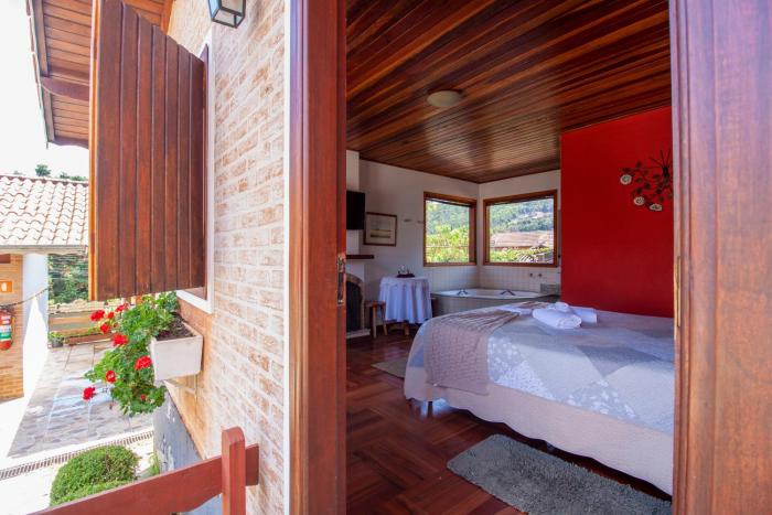 pousada flores da serra adults only