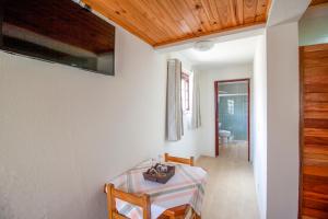 pousada flores da serra adults only