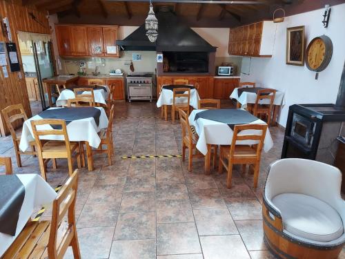 hostal y cabanas don juan