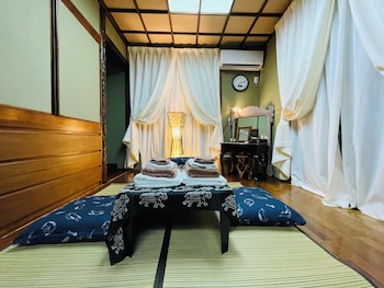 milk ya guest house caters to women only