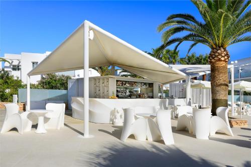 blanco hotel formentera