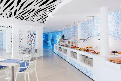 blanco hotel formentera