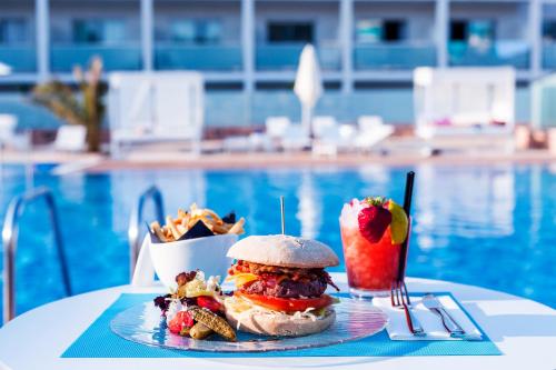 blanco hotel formentera