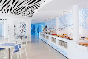 blanco hotel formentera