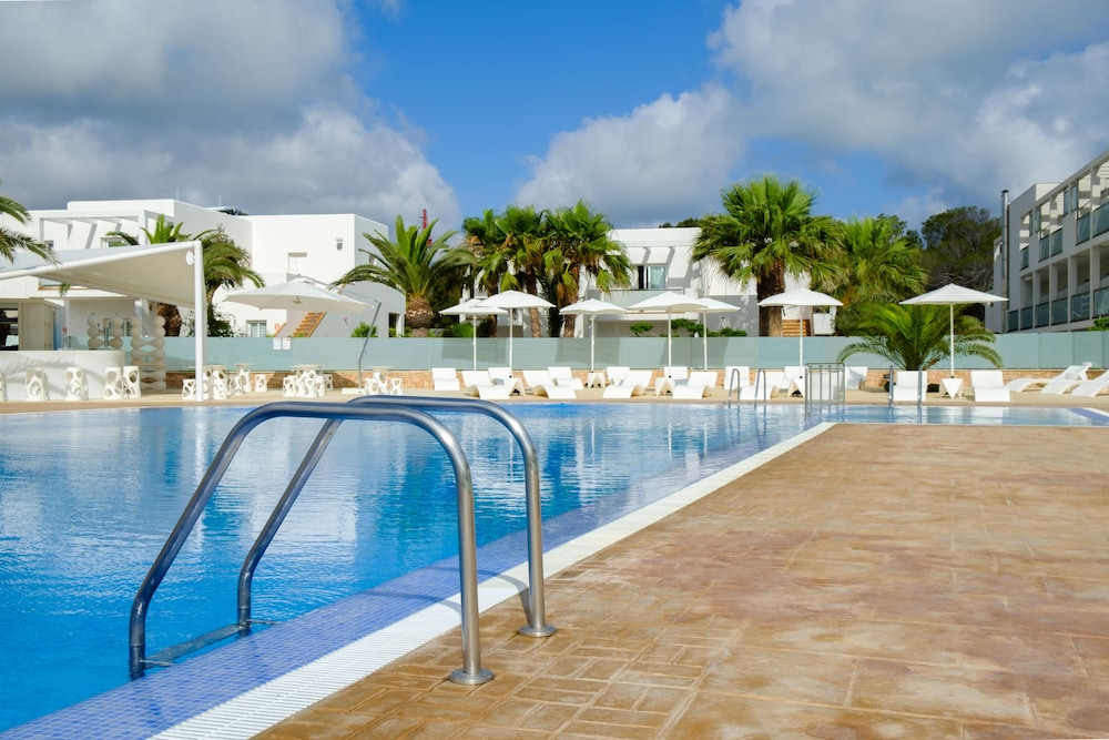 blanco hotel formentera