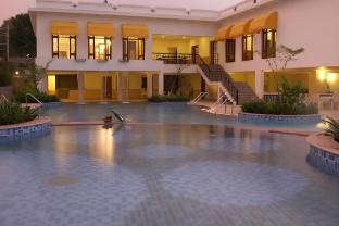 club mahindra golden landmark mysuru