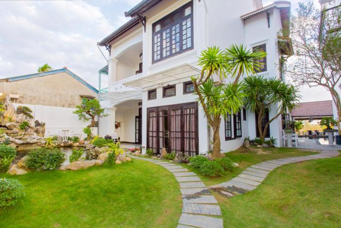 riverside impression villa