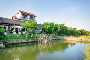 riverside impression villa