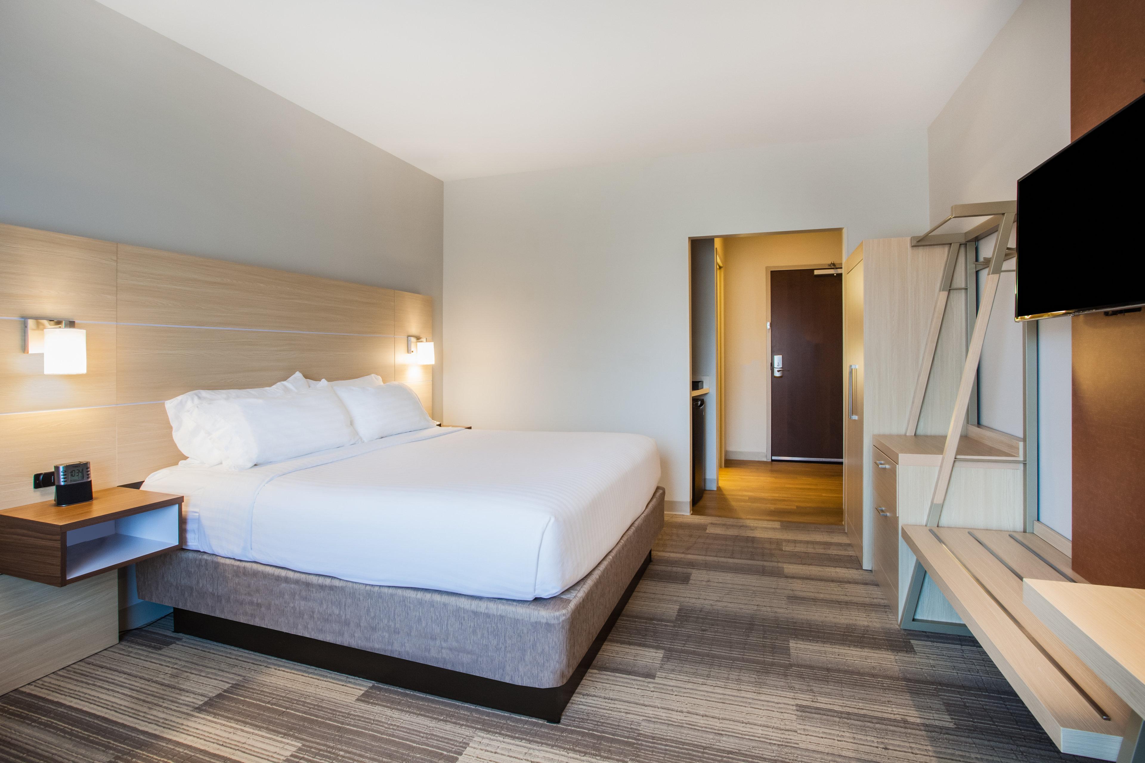 holiday inn express and suites lexington park california by ihg