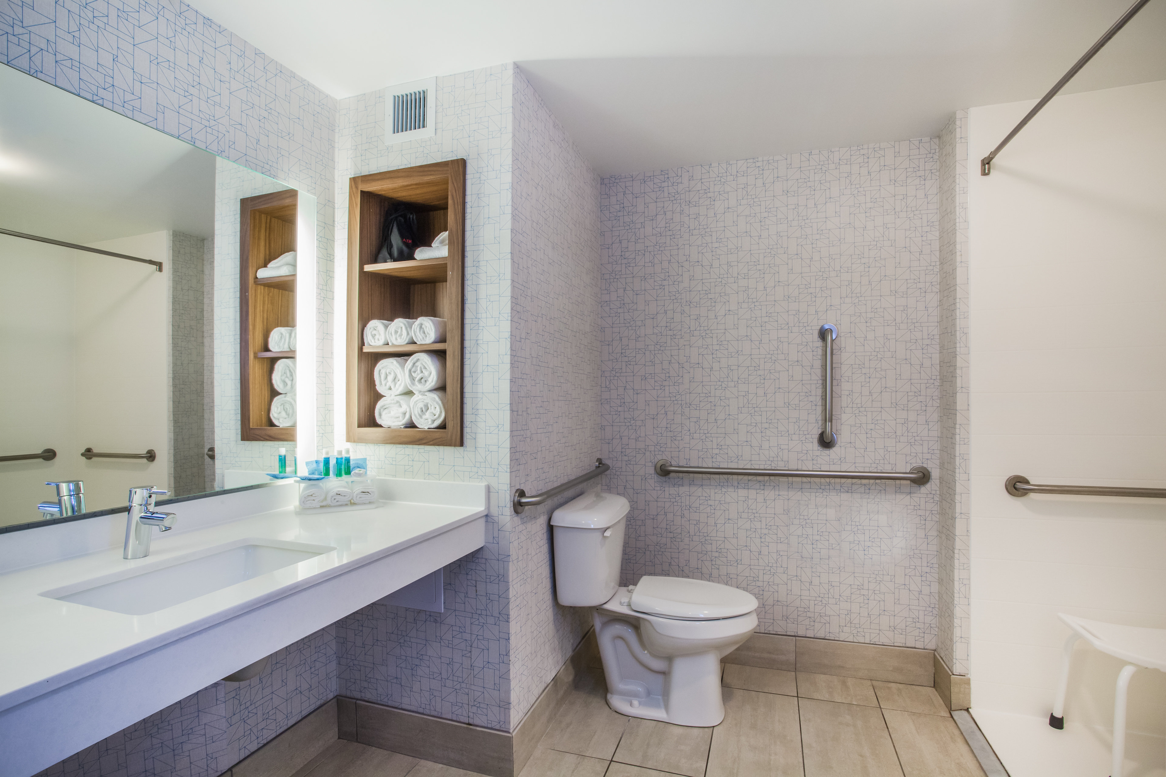 holiday inn express and suites lexington park california by ihg
