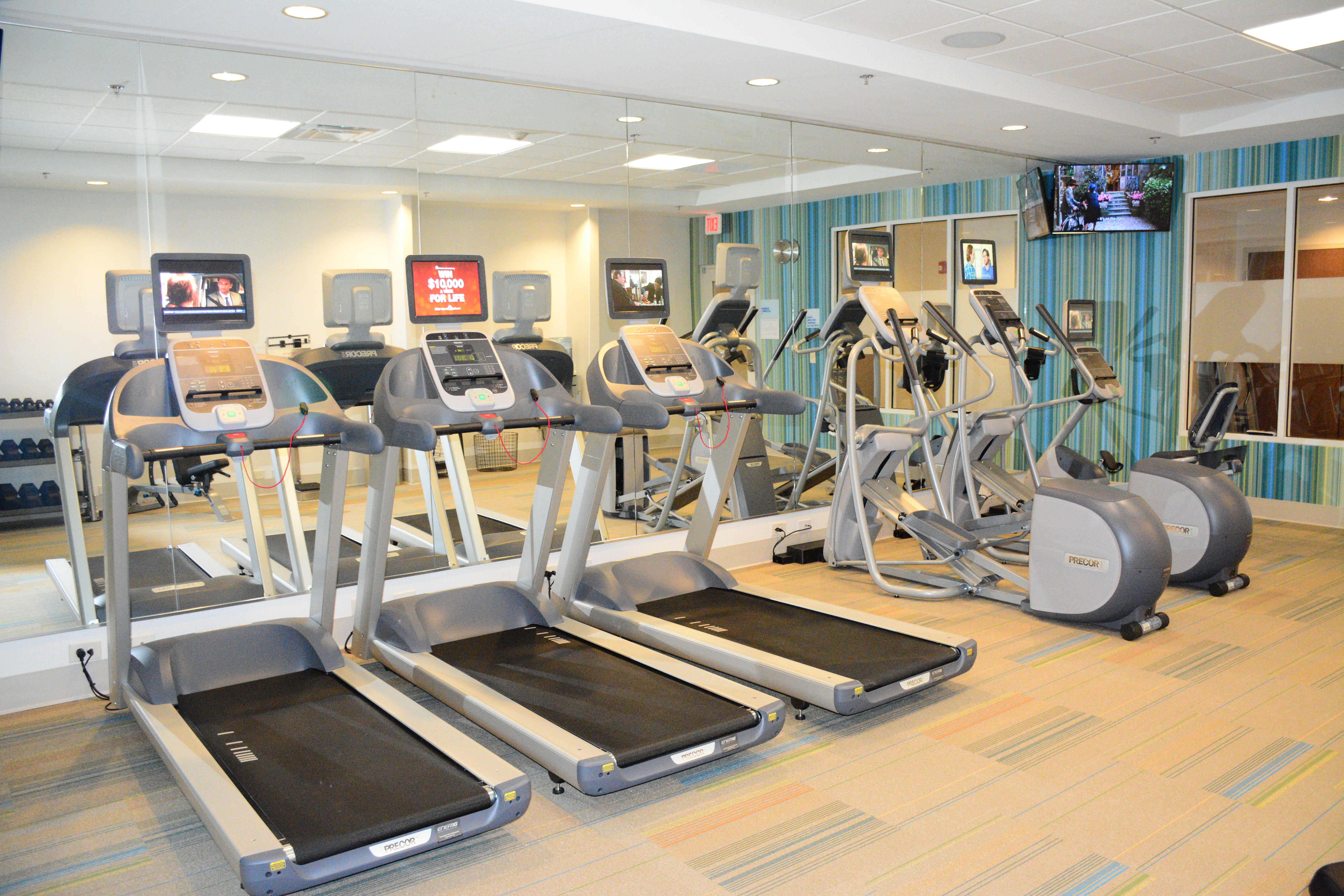 holiday inn express and suites lexington park california by ihg