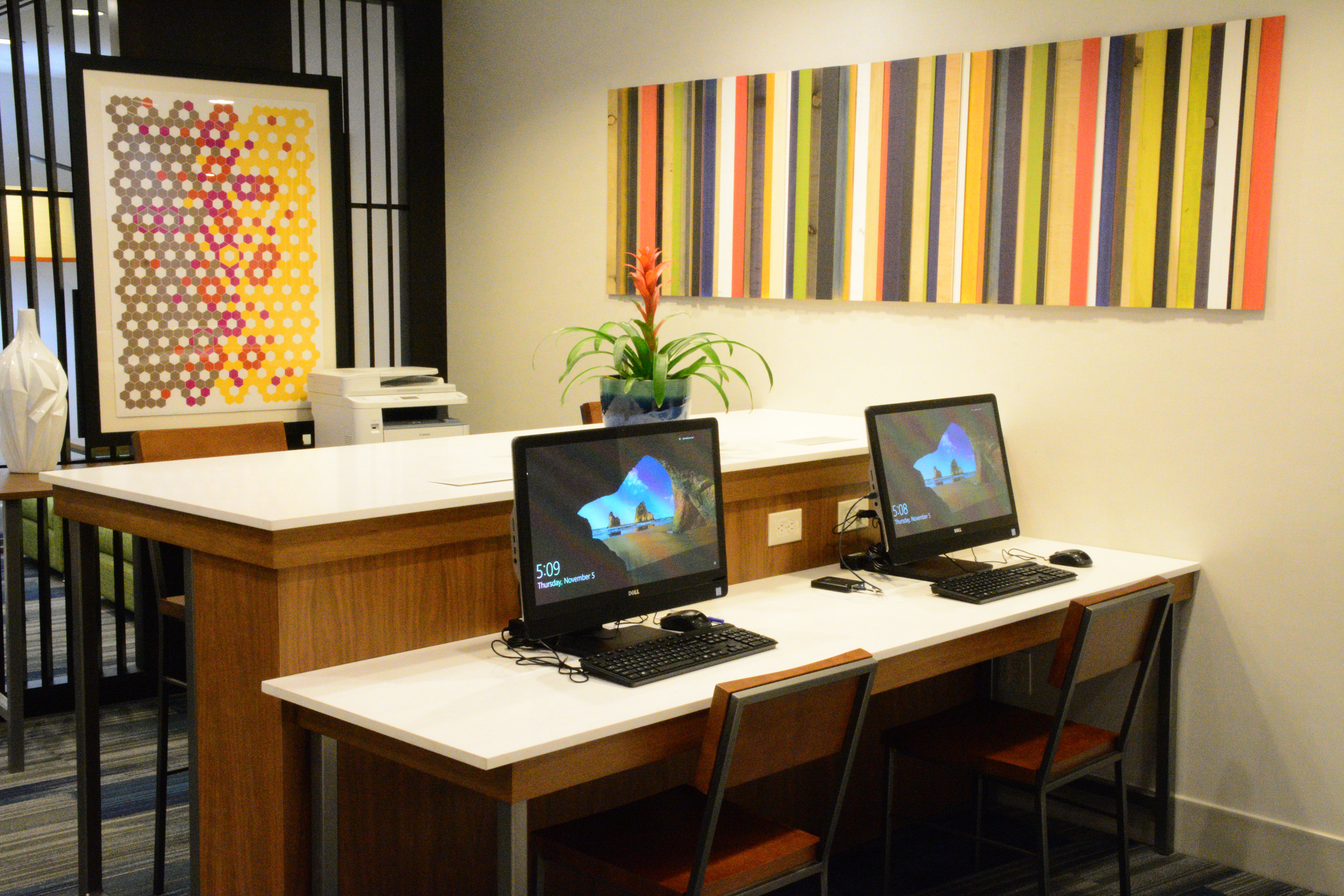 holiday inn express and suites lexington park california by ihg