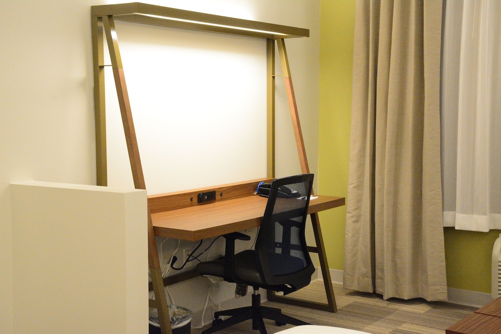 holiday inn express and suites lexington park california by ihg