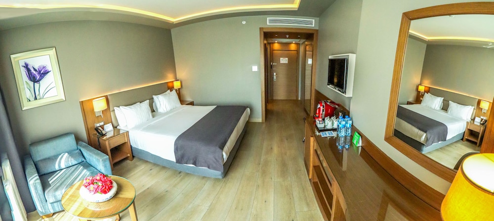holiday inn bursa city centre by ihg