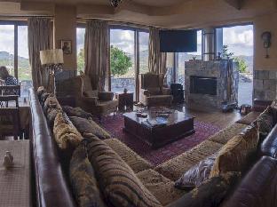 aiora luxury suites