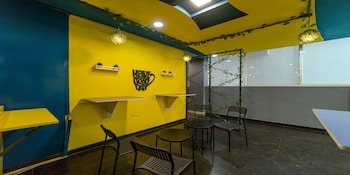 hotel scarlet by elephant stays