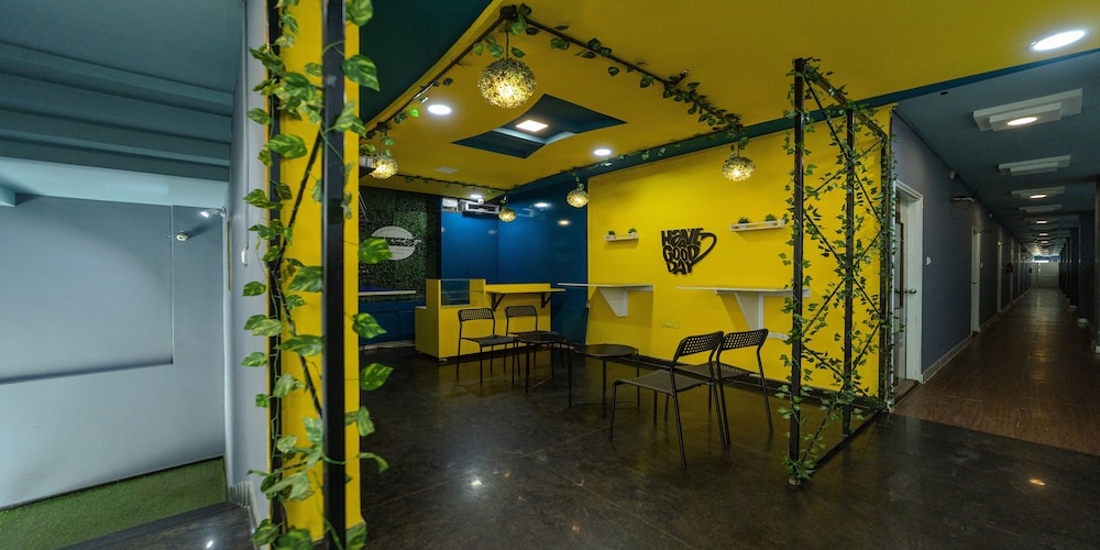 hotel scarlet by elephant stays