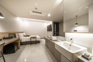 vine hotel