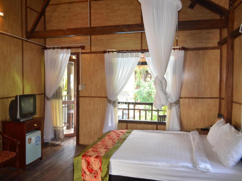 rang garden hill side resort