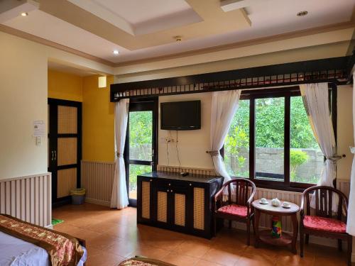 rang garden hill side resort