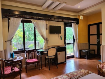 rang garden hill side resort