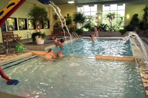 days inn by wyndham levis