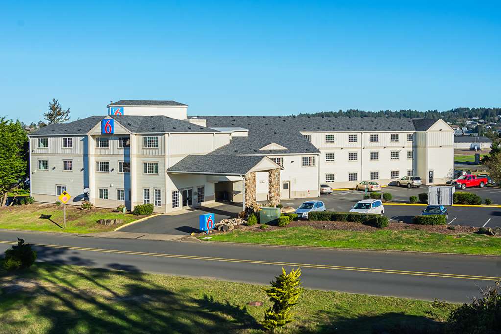 motel 6 newport or