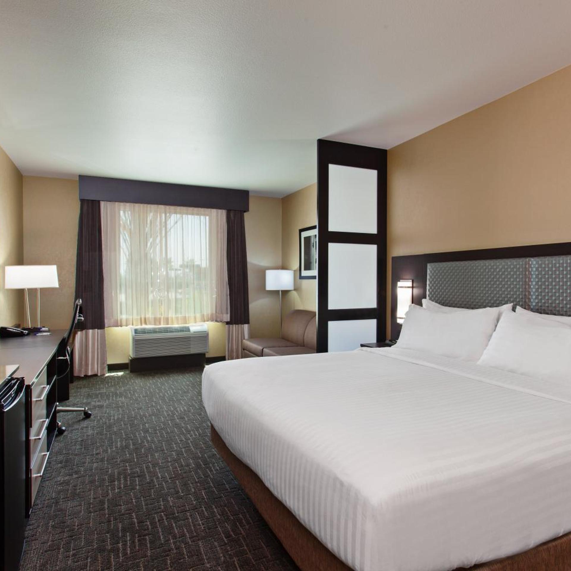 holiday inn express and suites anaheim resort area by ihg