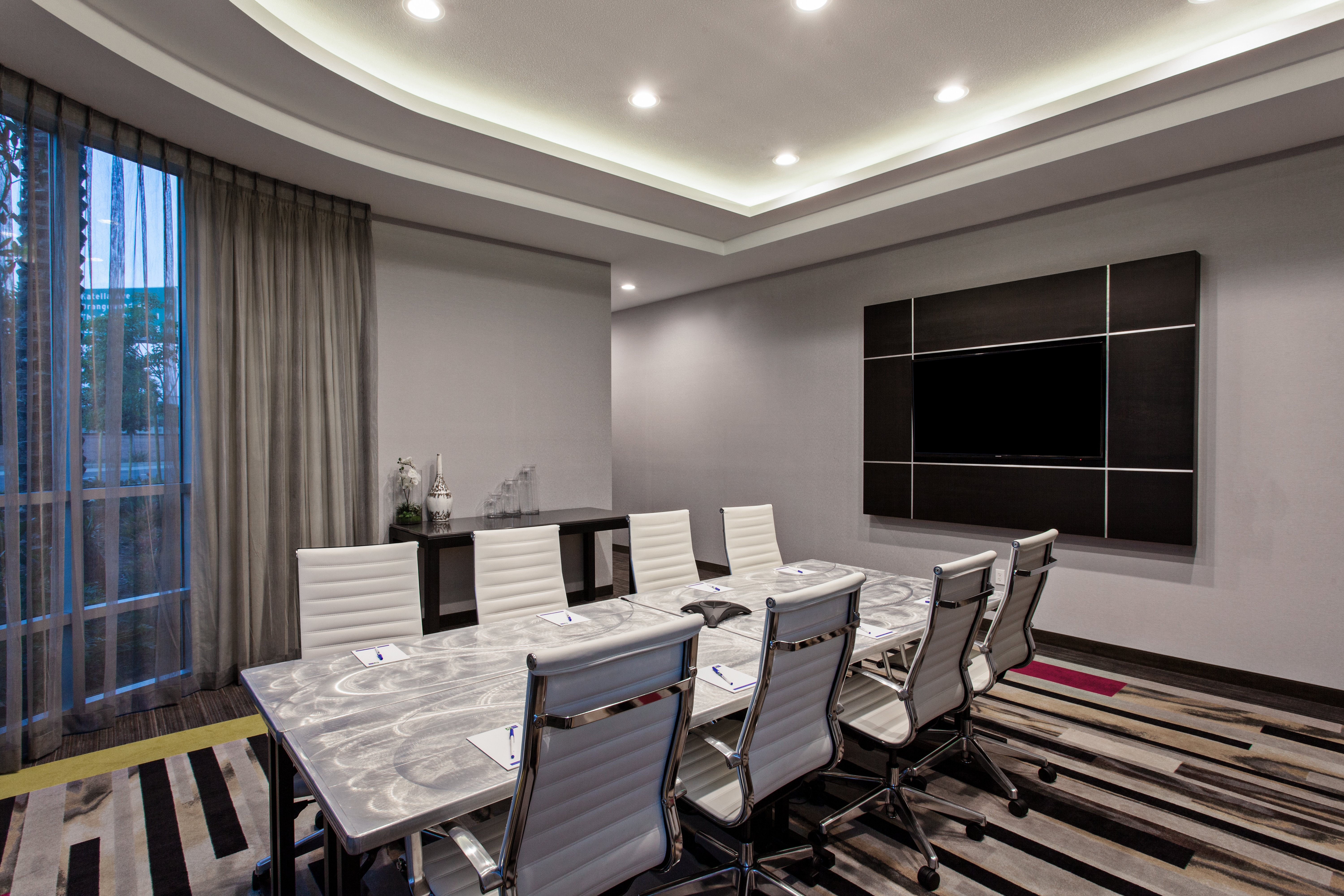 holiday inn express and suites anaheim resort area by ihg