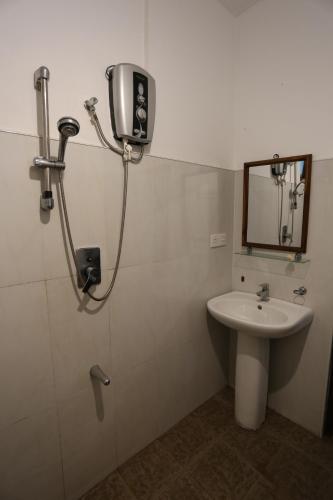 milano grand new rest house