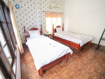 maylay guesthouse