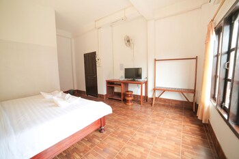 maylay guesthouse