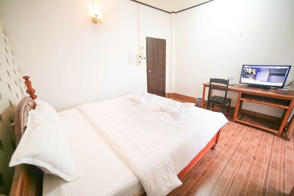 maylay guesthouse