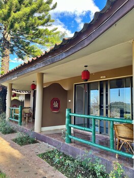 maesalong villa