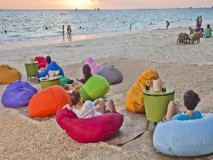 b pod hotel