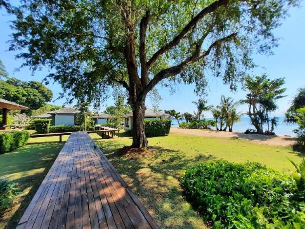 plub pla koh mak retreat