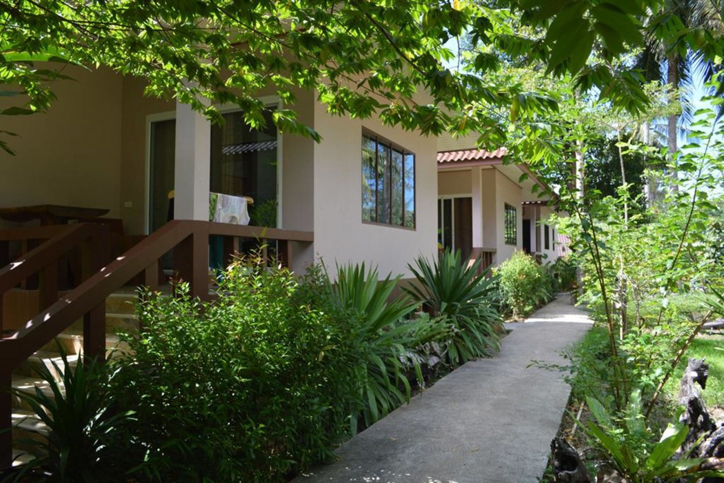baan long beach