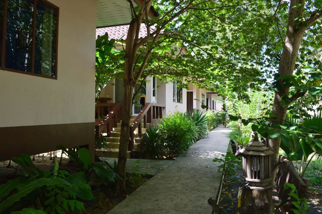 baan long beach