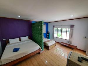 baan long beach