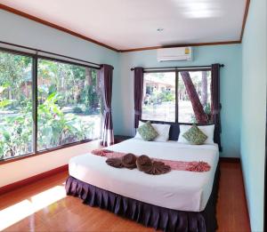 baan long beach